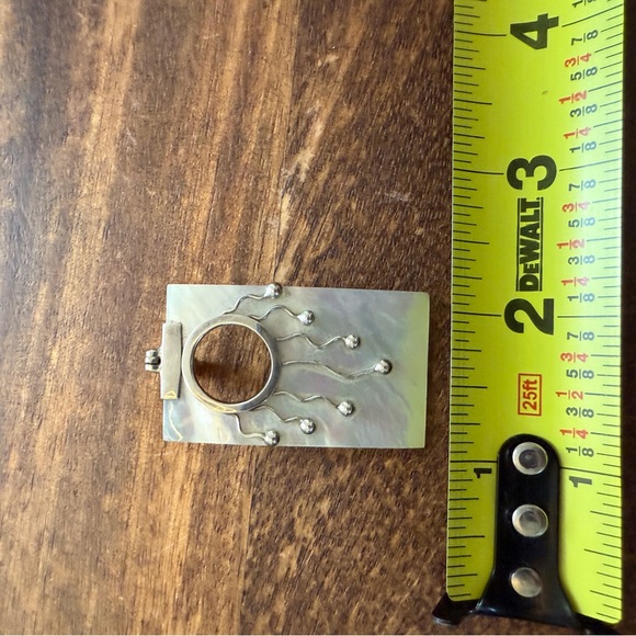 Silver and Mother of Pearl Pendant - Picture 3 of 3